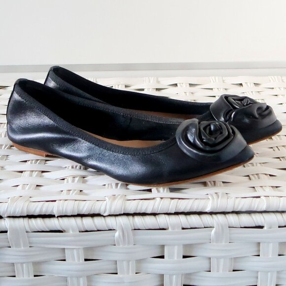Saks Fifth Avenue Black Leather Rose Ballet Flats Slip-on Office Party Shoes 7.5 - Picture 16 of 16